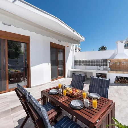 Ritas Modern In-City House Rhodes City Exterior photo